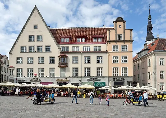 Old Town Square Apartment